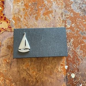 UNLISTED Vintage Sailboat Paper Weight